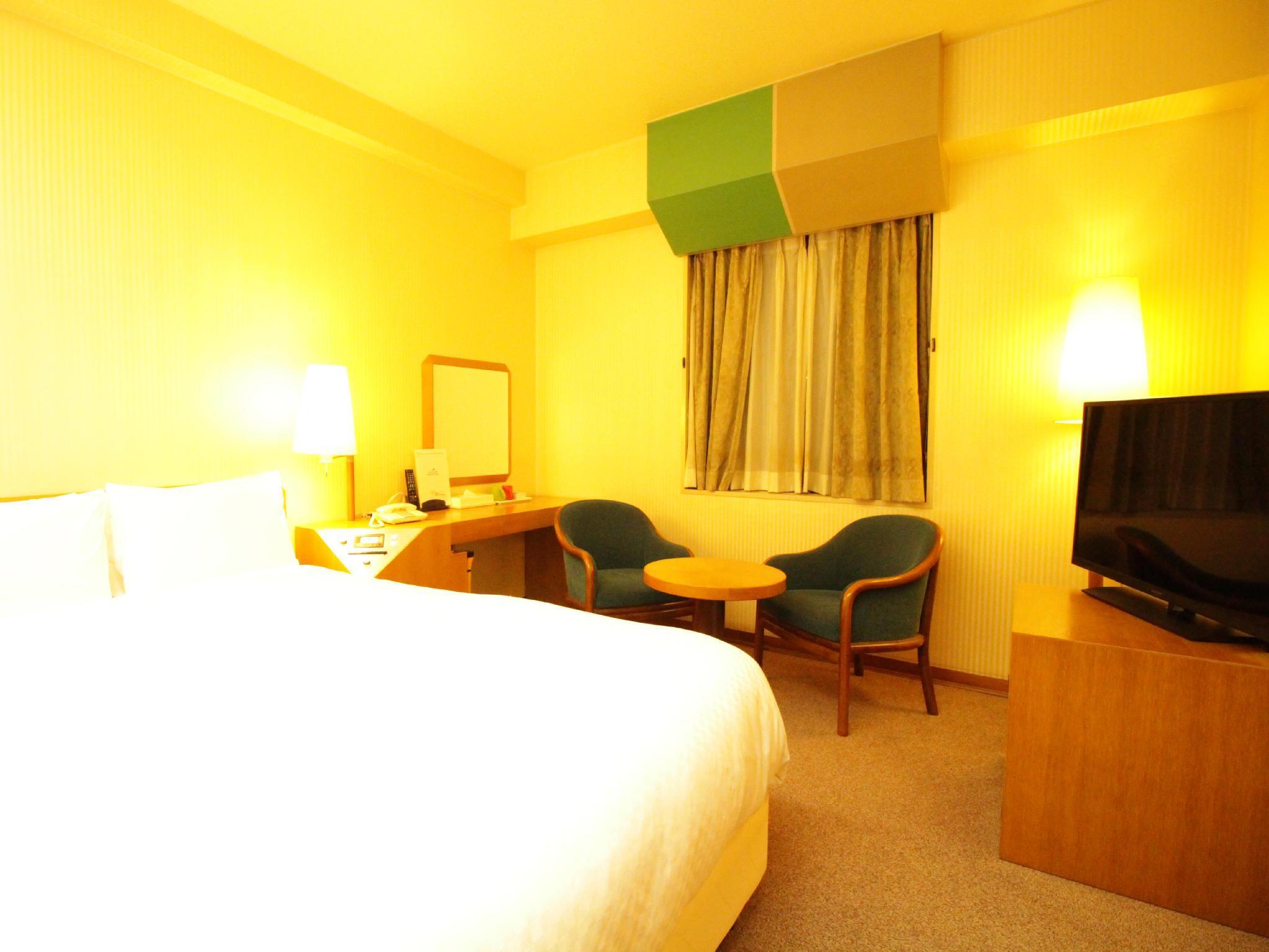 Court Hotel Fukuoka Tenjin Esterno foto